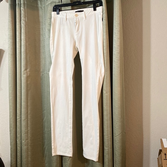 White pants - Picture 1 of 2